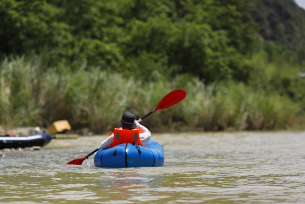 Tpu packrafts light weight lake boat