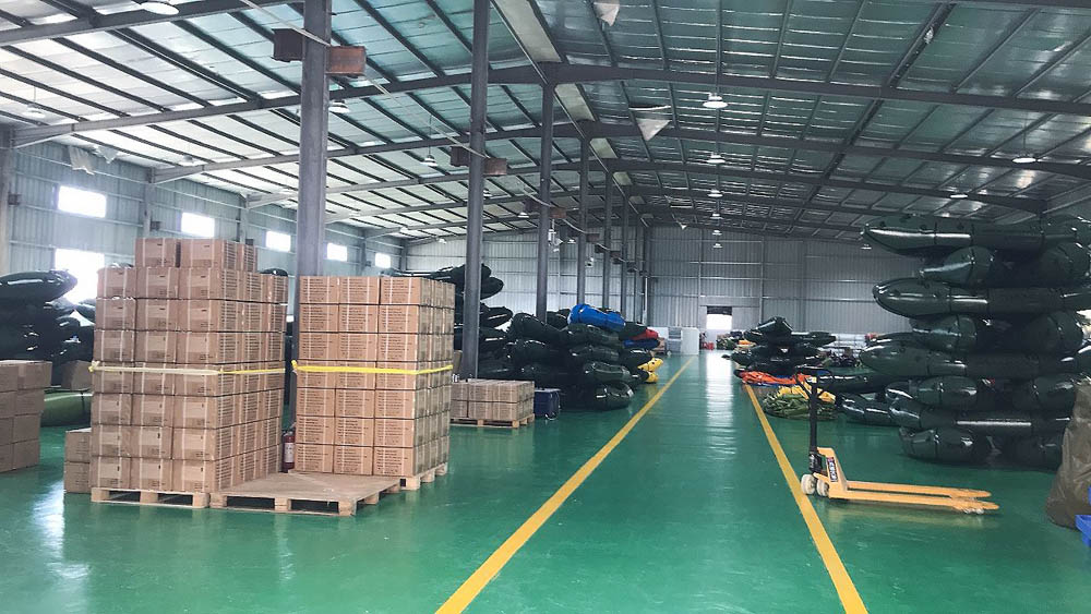 Nouveau bureau, nouvel atelier, usine spacieuse